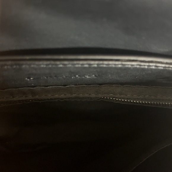 Glamaholic Lifestyle Medium Classic Flap Matte Bag - Picture 6 of 6